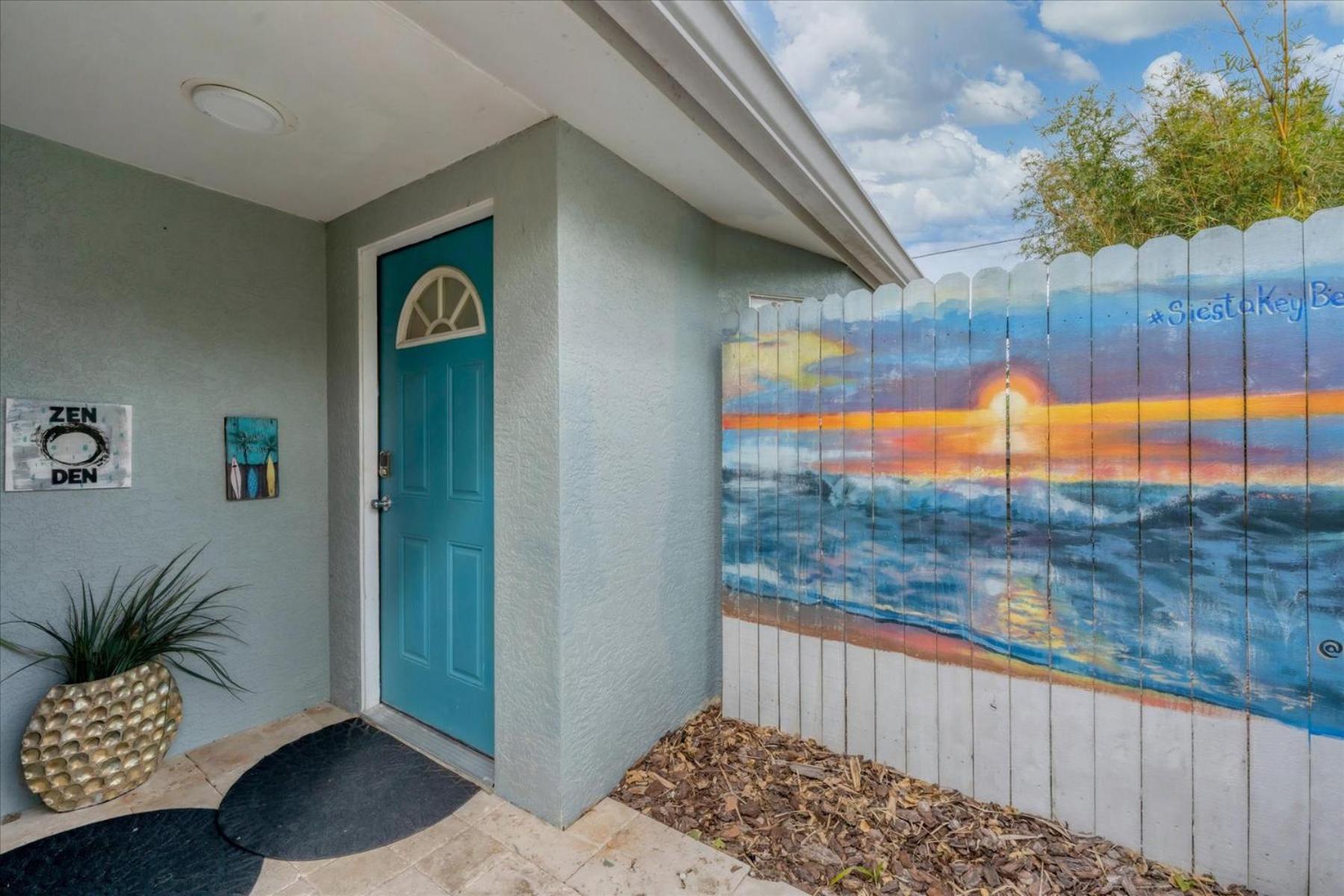Beach Cottage With Heated Pool Just Off Siesta Key 사라소타 외부 사진