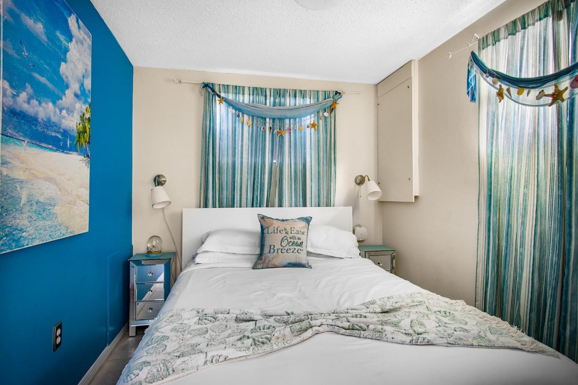 Beach Cottage With Heated Pool Just Off Siesta Key 사라소타 외부 사진